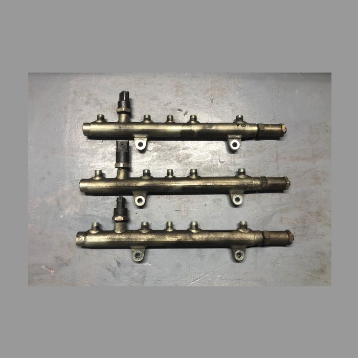 Топливна Паливна рампа , рейка Рено Трафік Меган Опель Віваро 1.9 DCI