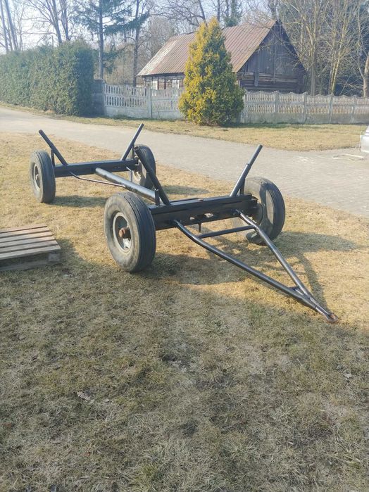 wóz do przewozu drewna lub bel