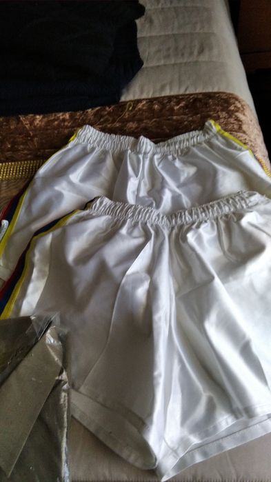 Camisas, calça e calções de tropa
