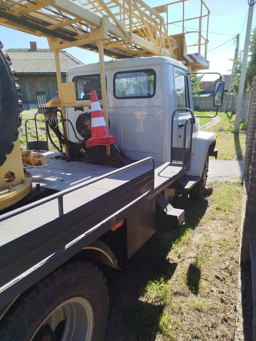 Продам автовишку ГАЗ дизель