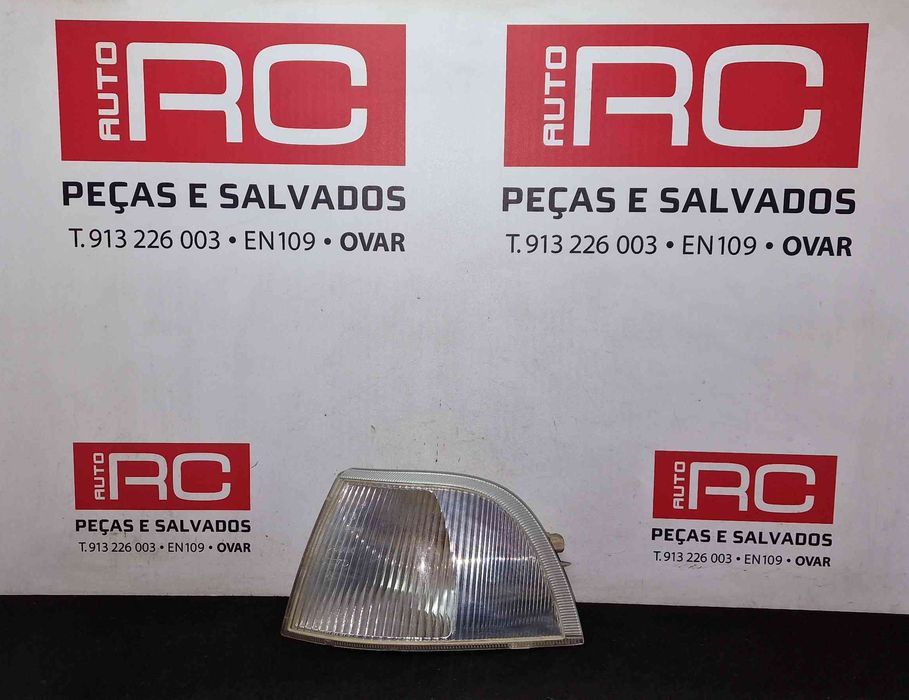 Pisca Frente Esquerdo VOLVO V40 Combi (645) ano 2000