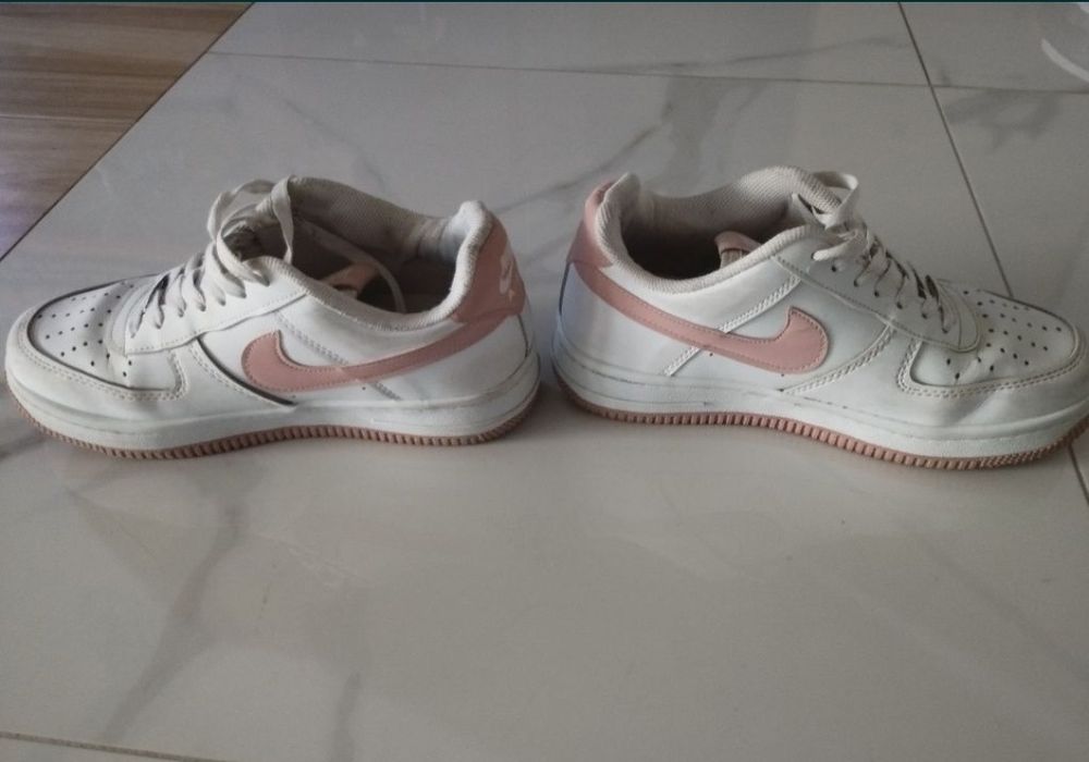 Buty sportowe rozmiar 38