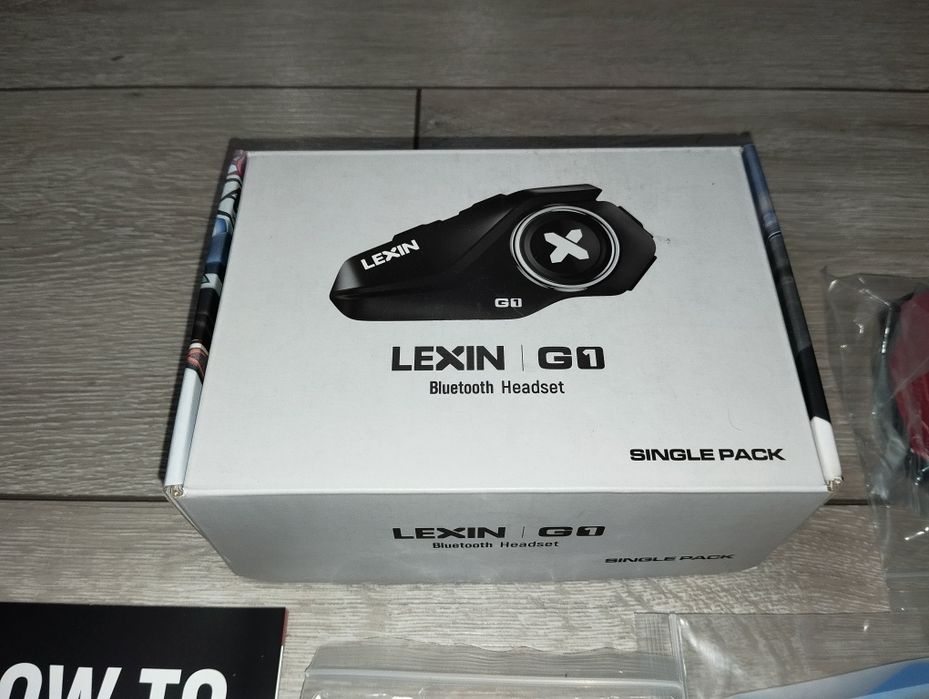 Zestaw słuchawkowy do kasku