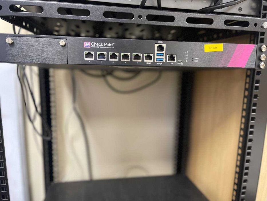 Межсетевой экран Check Point 5200 PB-20 Firewall Network