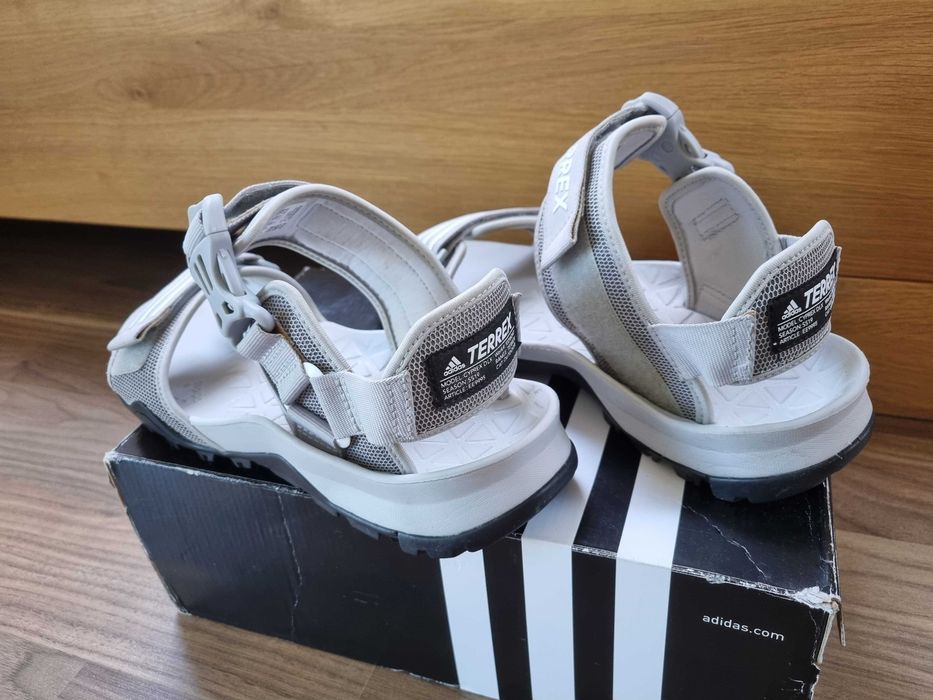 Sandały Adidas Terrex