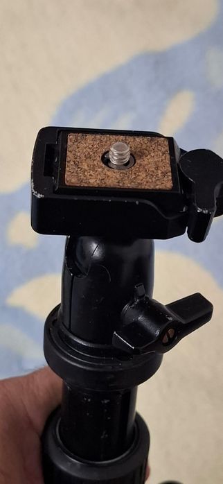 TRIPE BENRO A2695F Aluminio  com cabeça SILK