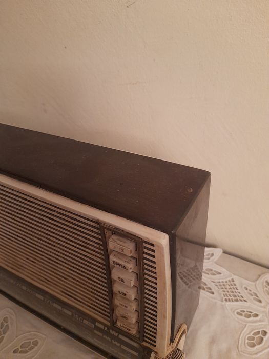 Radio antigo grunding