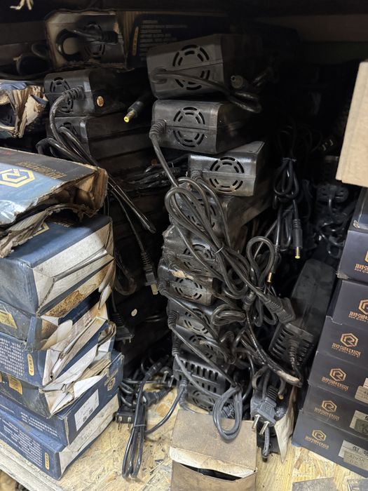 Некондиция зарядний пристрій 24 29,4 36 42 48 52 54,6 58,8 60 67,2в