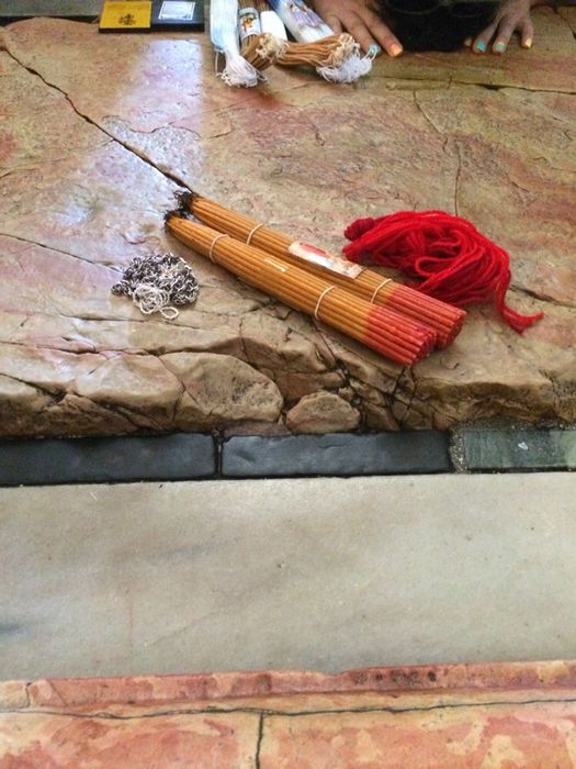 Красная нить из Иерусалима