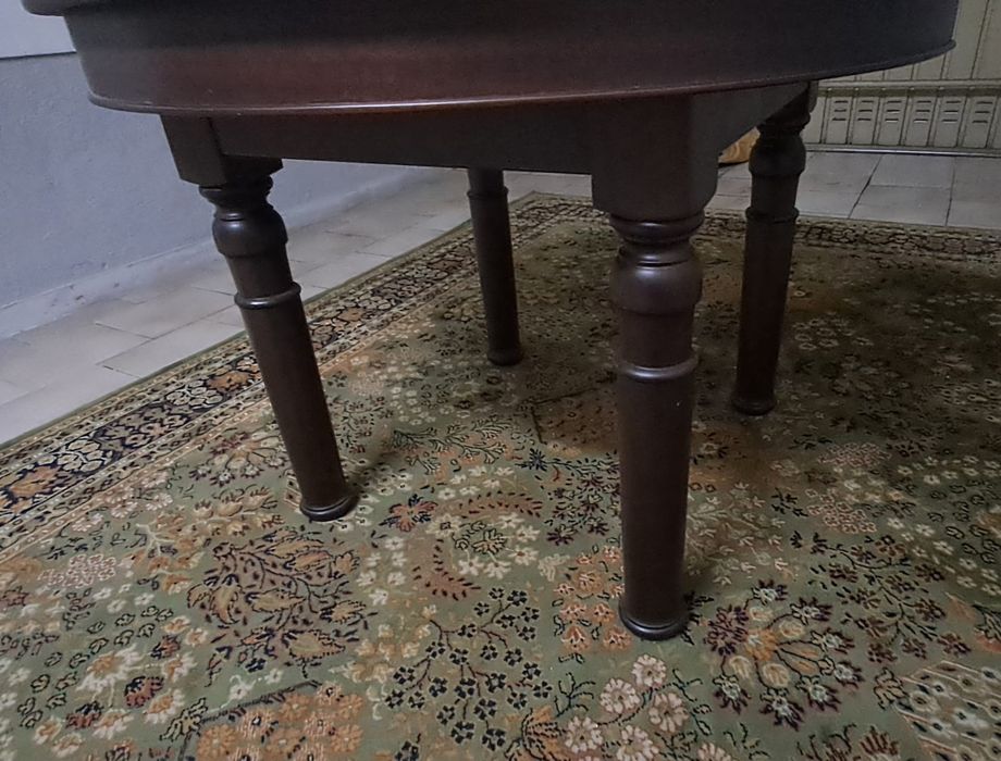 Mesa madeira extensível. Fechada: 1,00 Aberta: 1,30