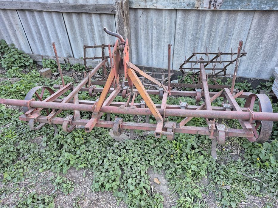 Продам культиватор