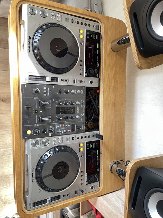 pioneer cdj 400 - Купити музичні інструменти - Ціна на OLX.ua