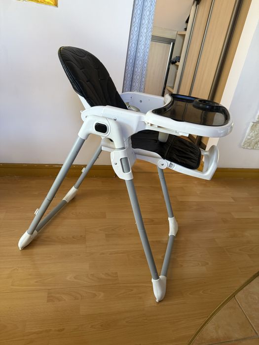 Krzeselko do karmienia nukido