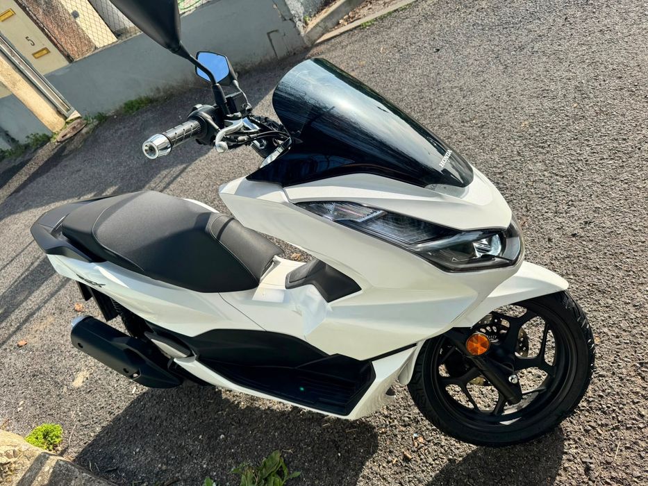 Mota pcx 125 cc ano 2024 na cor branca
