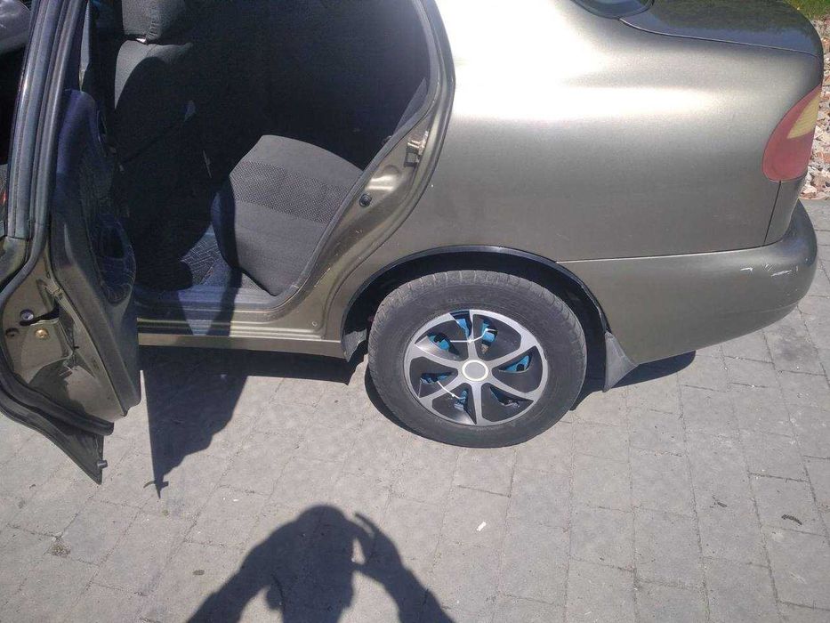 Автомобіль Daewoo Lanos 2004