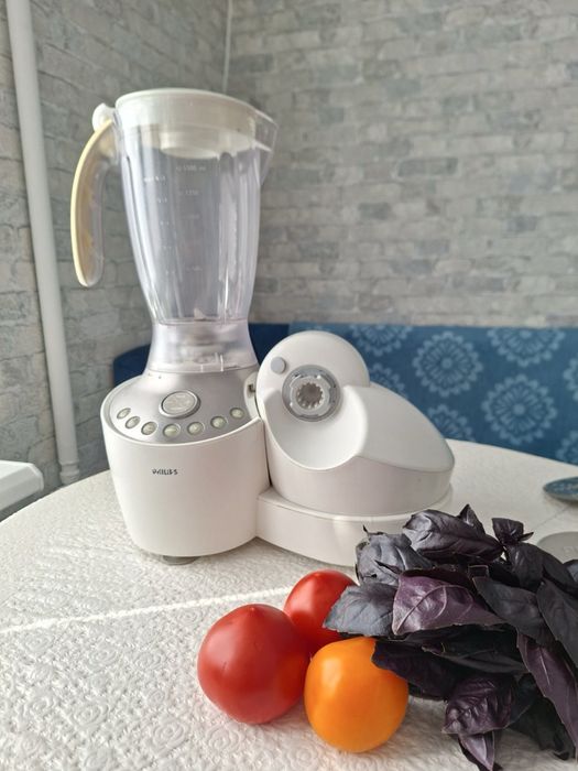Кухонний комбайн Philips HR7768
