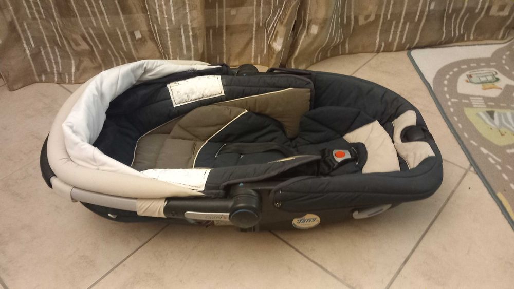 Egg / Bassinet Jane424980169874493443