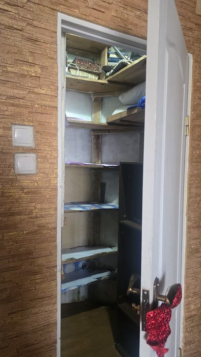 2 кім квартира, центр, біля університету, окремі кім, оплата помісячна