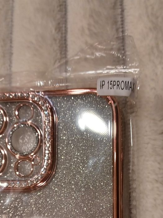 Etui BROKATOWE CLEAR SHINE MagSafe do Apple iPhone 15 Pro (6.1")