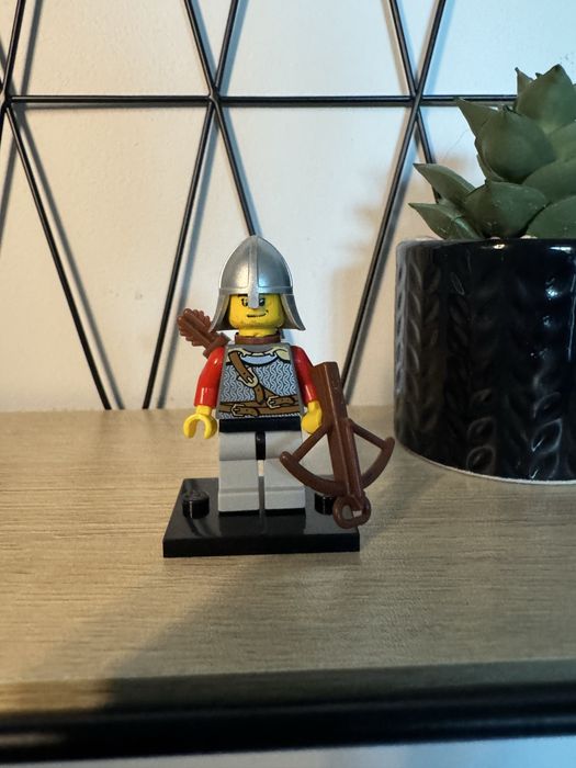 LEGO Kingdoms Lion Knight minifigure [cas451]
