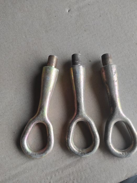 Крюк буксировочний dodge dart,dodge caliber