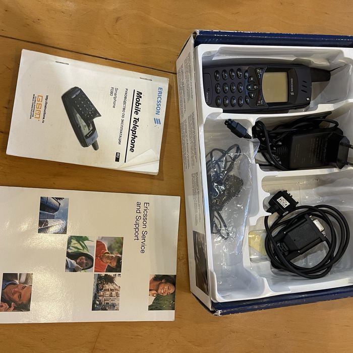 Смартфон SONY ERICSSON R380s