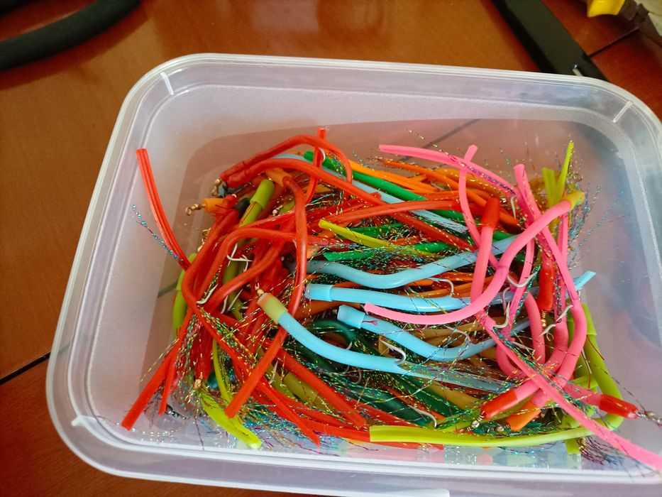 Faço e vendo pingalins para pesca do robalo e bailas perfeitos para spinning