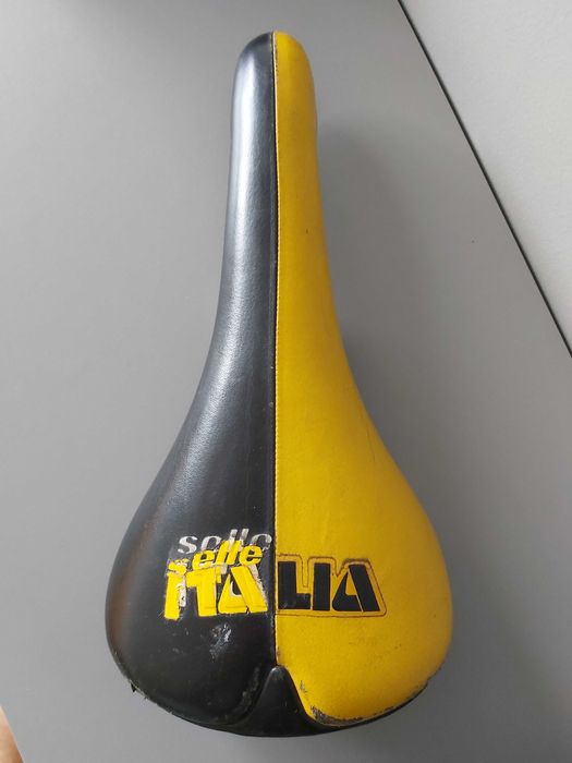 Седло для велосипеда кожа.