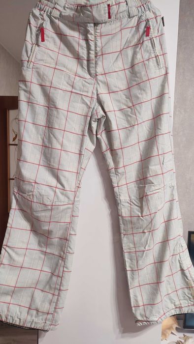 Костюм лыжный женский