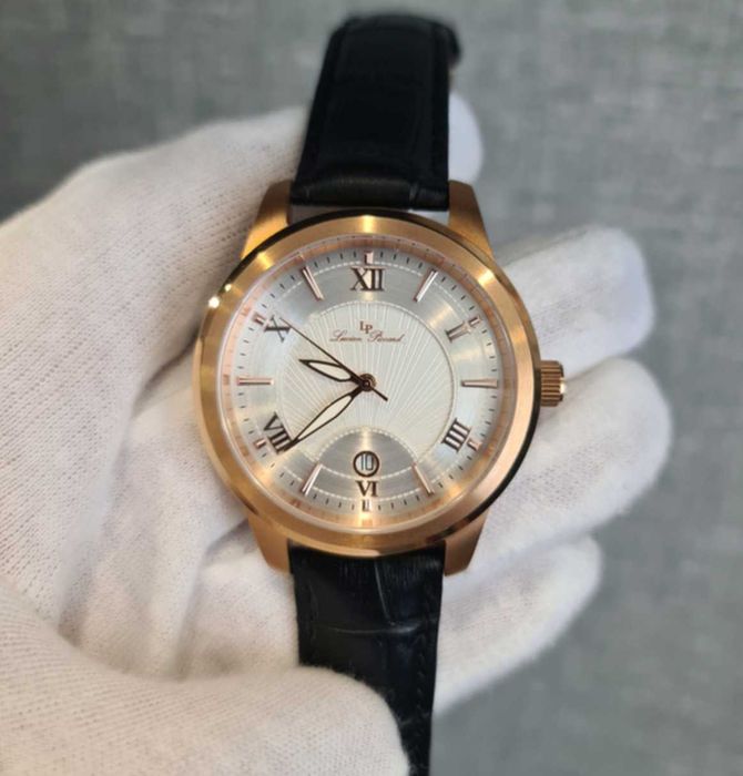 Чоловічий годинник Lucien Piccard LP-10048 Sapphitek 43 mm новий