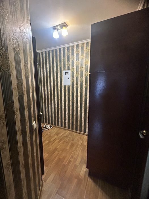 Здам 2 хкімн квартиру район Центру , з Агв