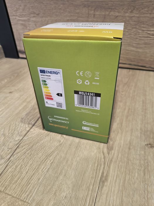 Żarówka LED 1050lm E27 8w 4000k Spectrumled premium clear WOJ14341