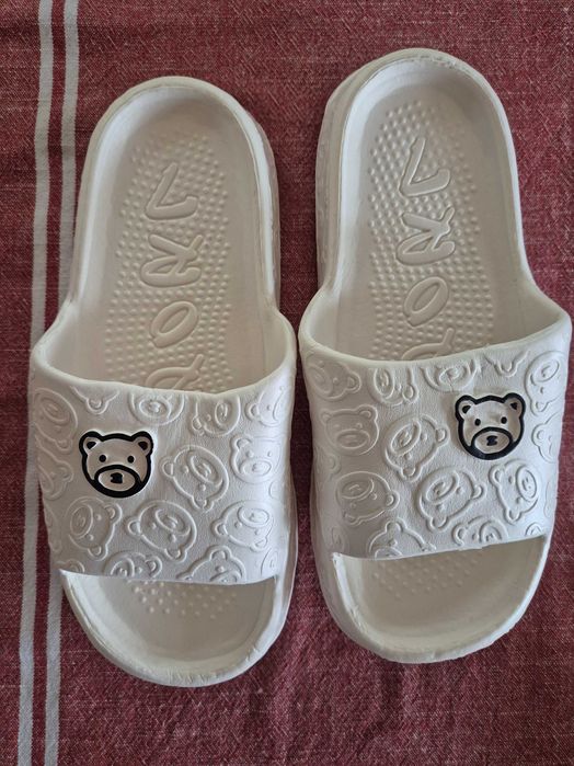 Klapki z nadrukiem 24cn unisex