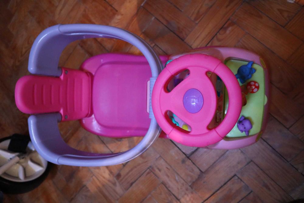 Carrinho andador rosa