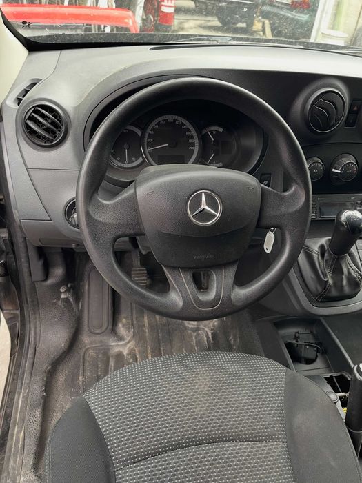 Mercedes-Benz Citan 2017 para peças