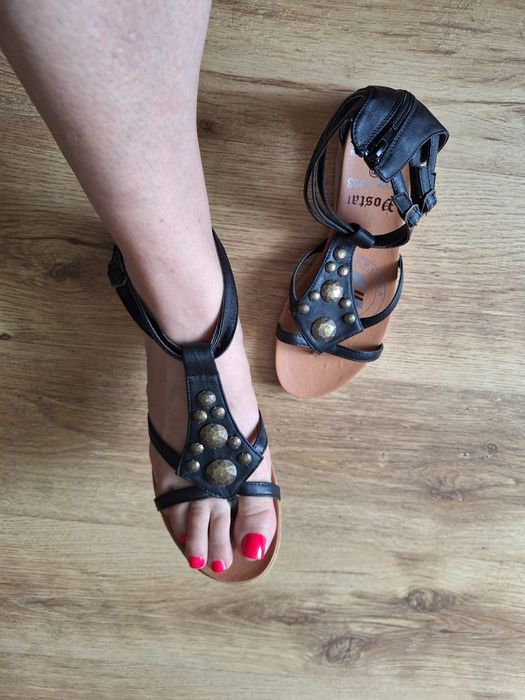 Nowe sandałki rozm 40