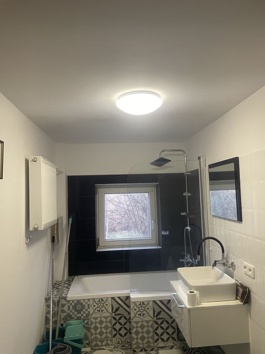 Dom 180 m2, 6 pokoi, kuchnia , 2 lazienki