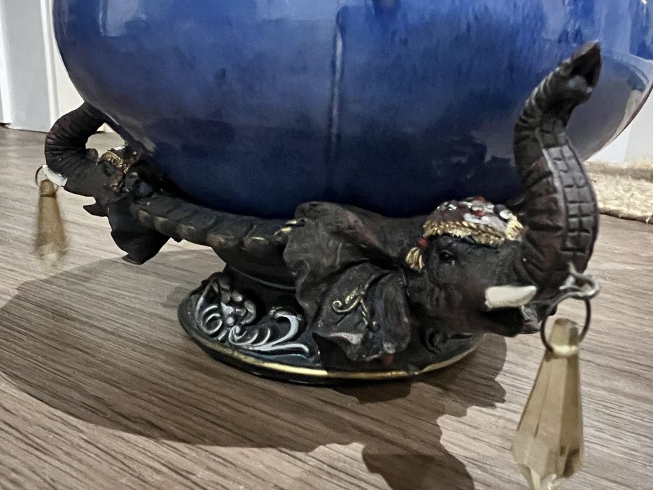 Jarra cerâmica  azul.