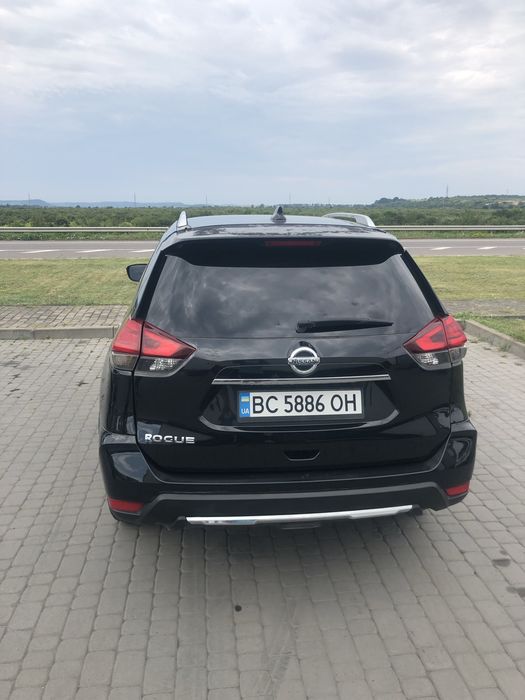 Nissan rogue 2017