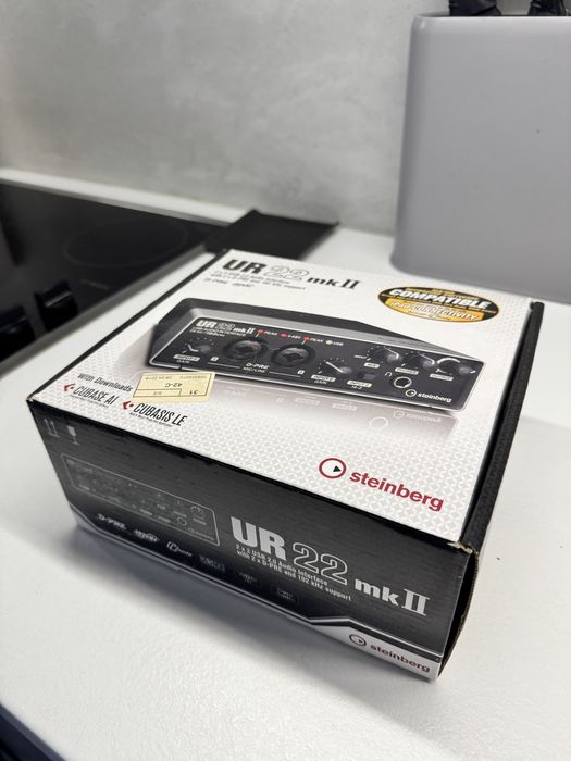 USB аудіоінтерфейс Steinberg UR22 MKII аудіокарта звукова карта