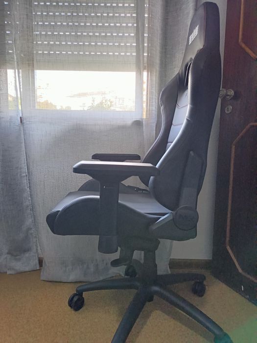 NLR Pro Gaming Chair Leather Edition