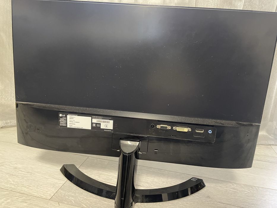 Продам монитор LG 23.8” 1920x1080 Full HD