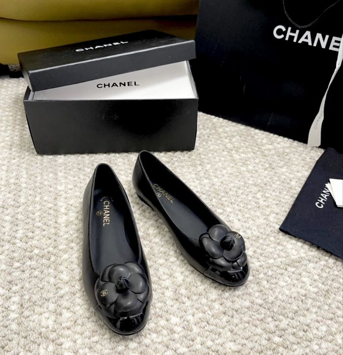 Chanel czarne skorzane baleriny
