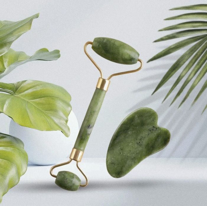 Нефритовий ролер + скребок гуаша  для догляду за обличчям