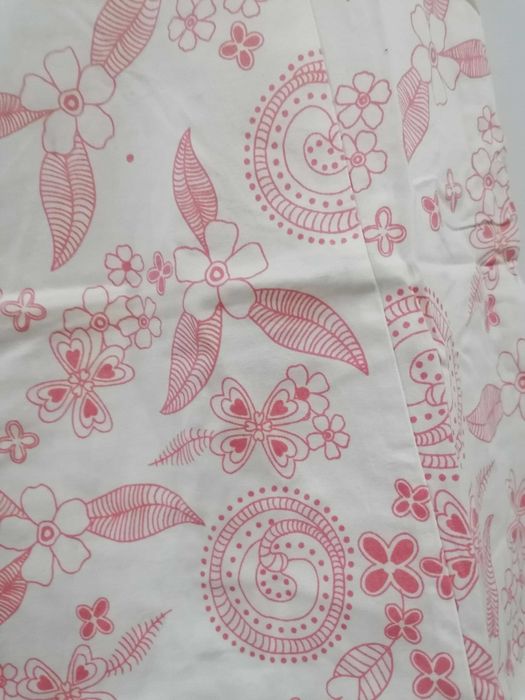 Vestido branco e rosa Quebramar
