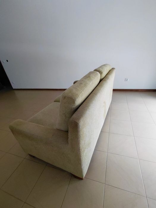 Sofá em bom estado