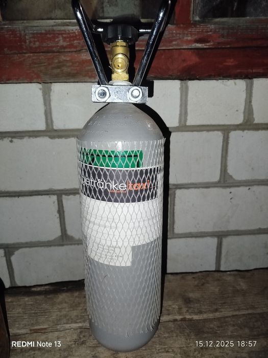 Продам балон вуглекислотний 2.7 л