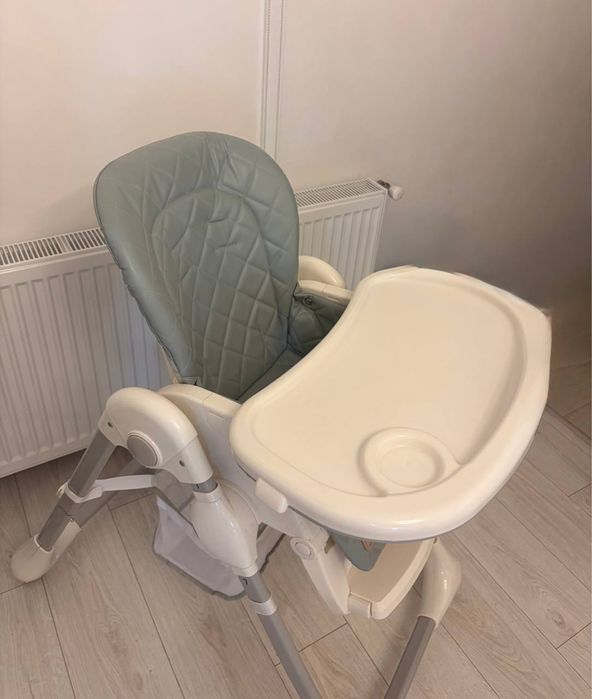 Годувальний стілець Carrello Toffee