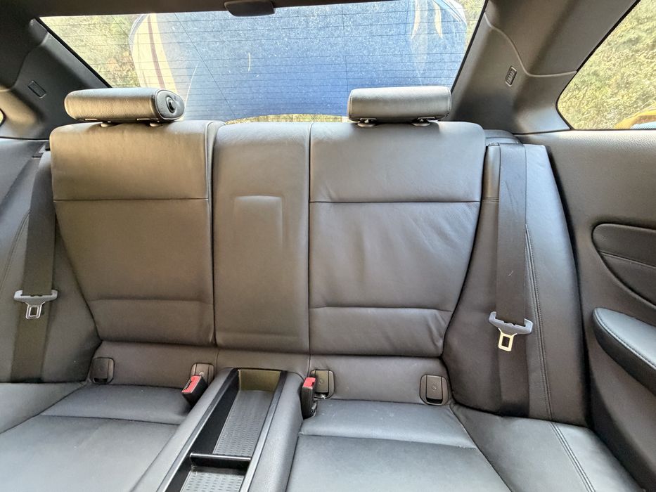 Kanapa boczki tył BMW E82/E81
