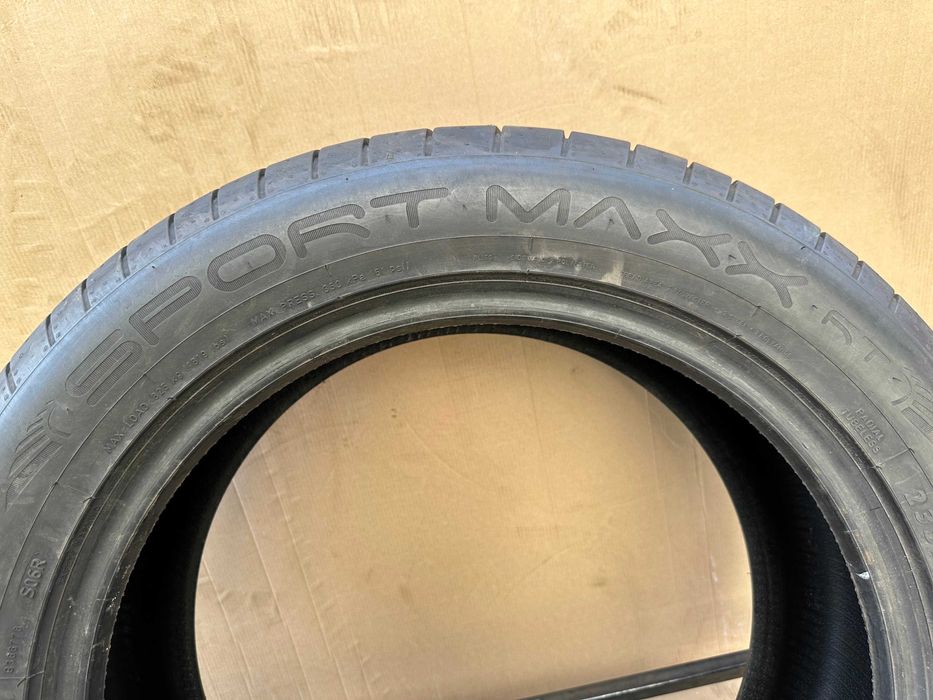 Opona Dunlop Sport Maxx RT 235/55R19 101W 2015